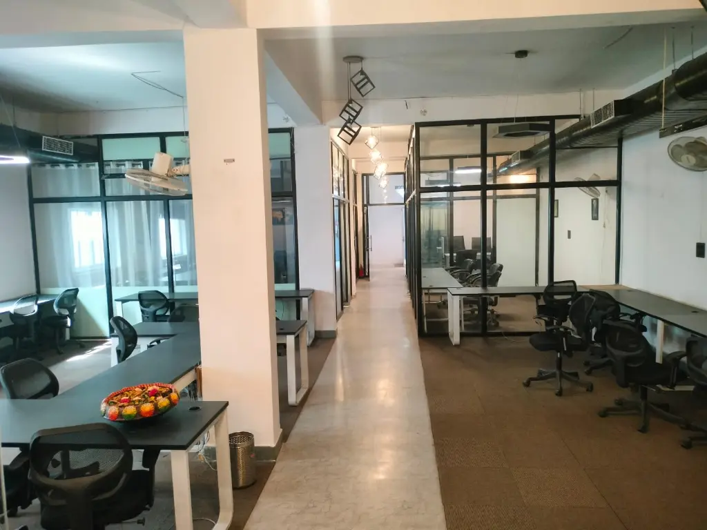 429224716_sec 6 c 14 (10).webp